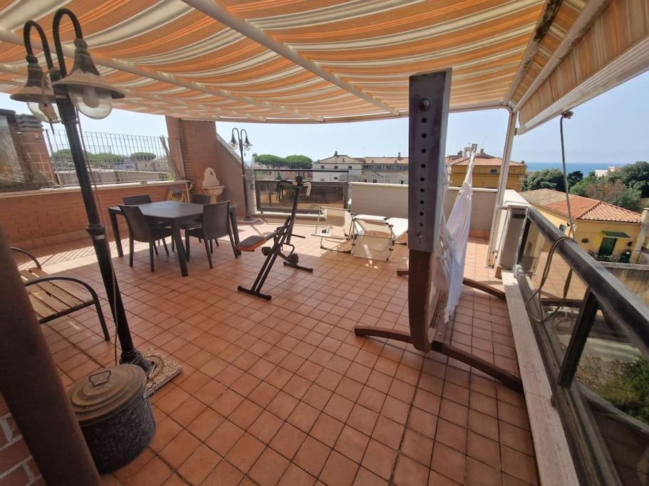 Terrazza A Nettuno E Chiesa Giubilare Santa Maria Goretti Exterior foto